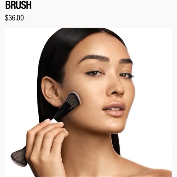 MAKEUP by MARIO F4
F4 DUAL-ENDED FOUNDATION AND FACE BRUSH   ~NEW~ - Picture 5 of 6